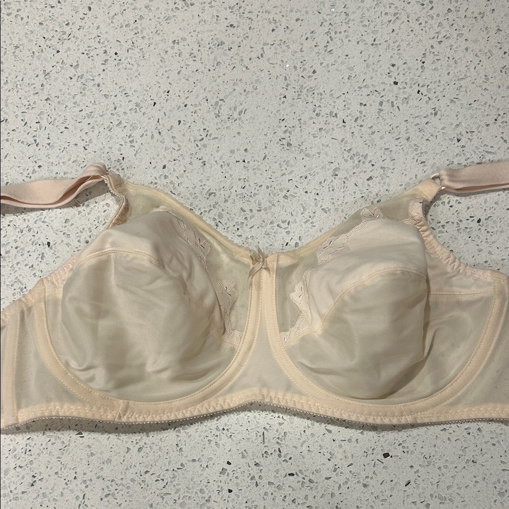 Bali Cream Underwire Bra
